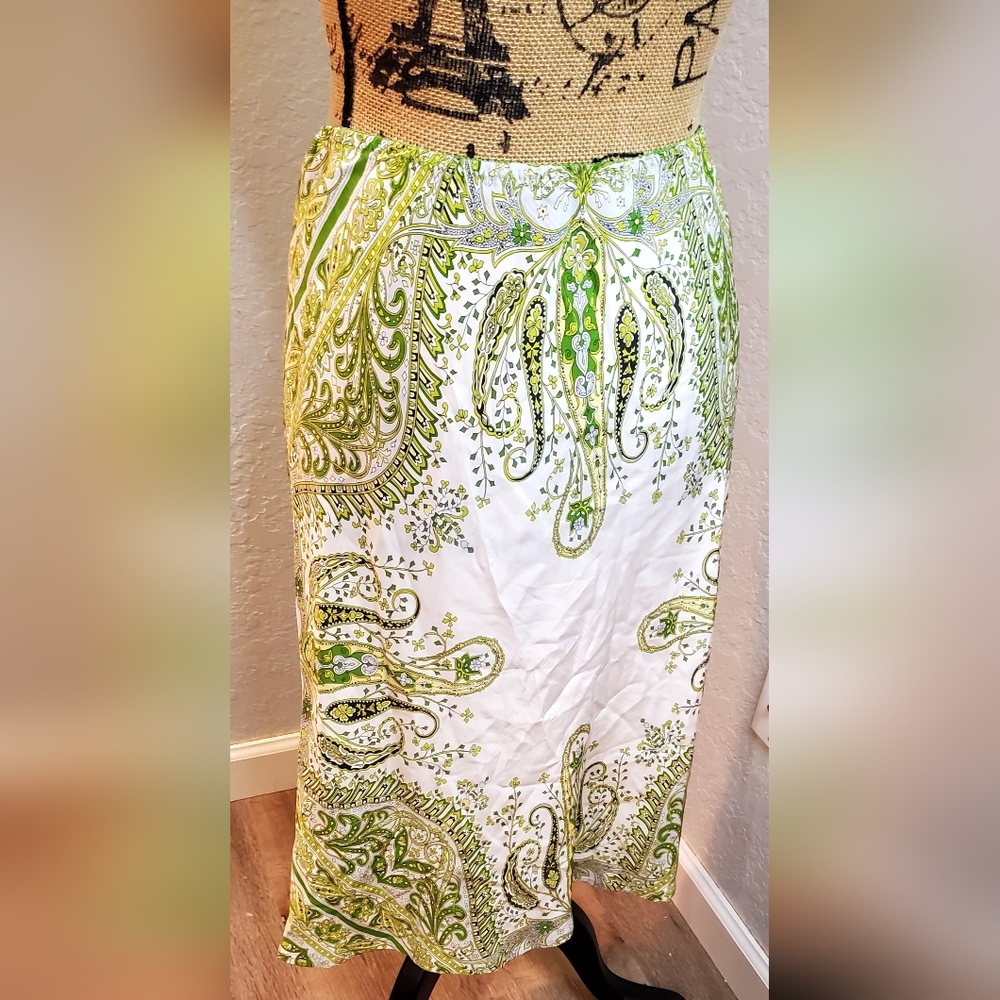 The Limited Green and White Silk Paisley Skirt